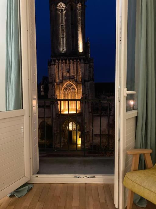 Appart 90M2 Lumineux, Centre, Vue Eglise Penchee Caen Exterior foto